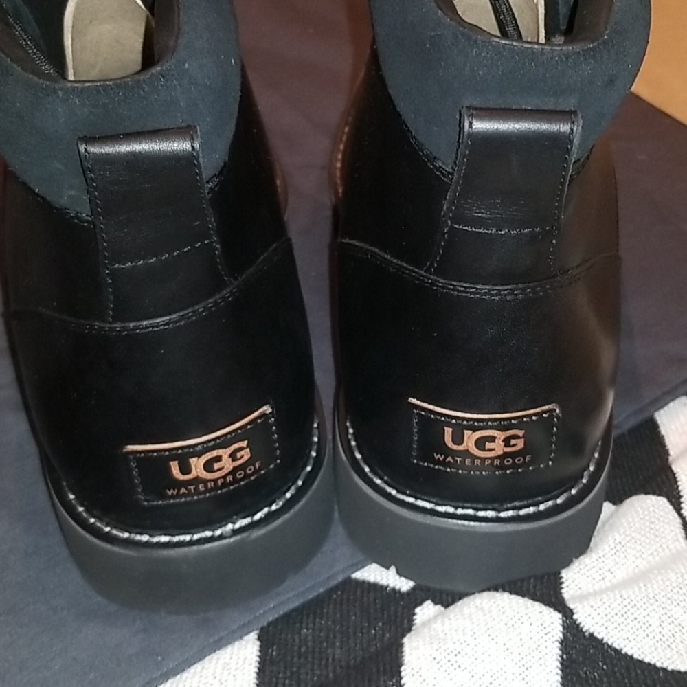 Waterproof boots - Picture 6 of 10